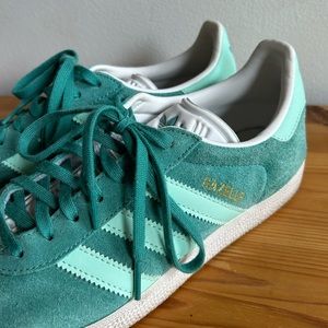 Women’s Adidas Gazelle in Teal!